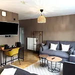 Hotel In 13