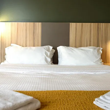 Hotel In 13 Paris