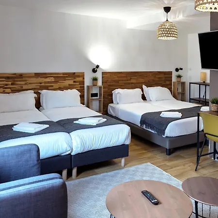 Hotel In 13 3*