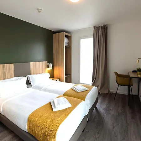 Hotel In 13 Paris