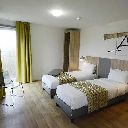 Hotel In 13 Paris